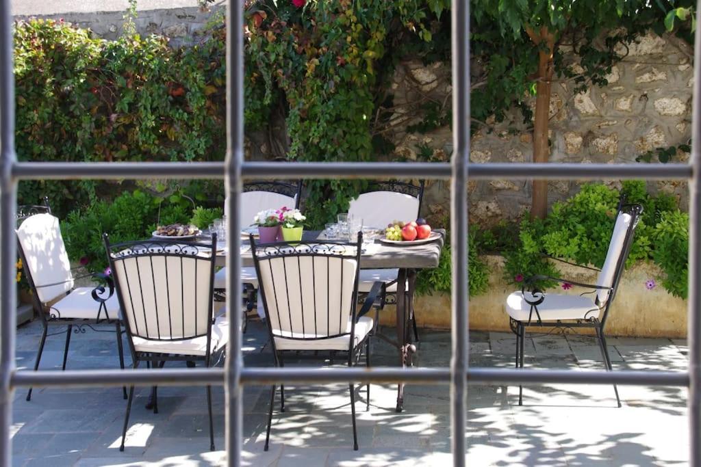 Villa 1853, Spetses Ground Floor Bagian luar foto