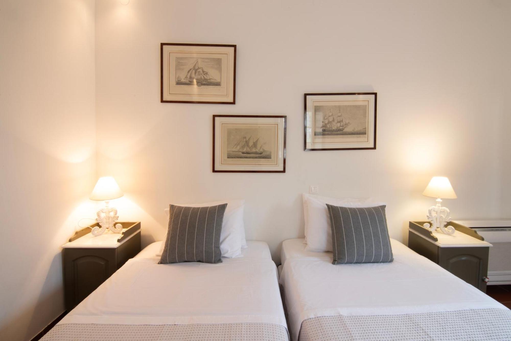 Villa 1853, Spetses Ground Floor Bagian luar foto