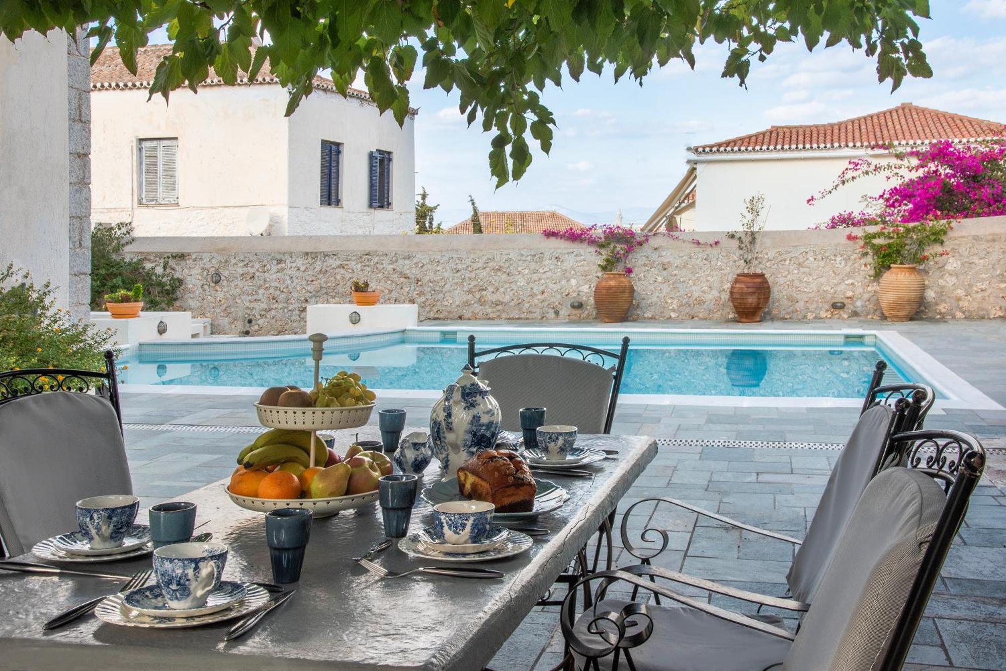 Villa 1853, Spetses Ground Floor Bagian luar foto